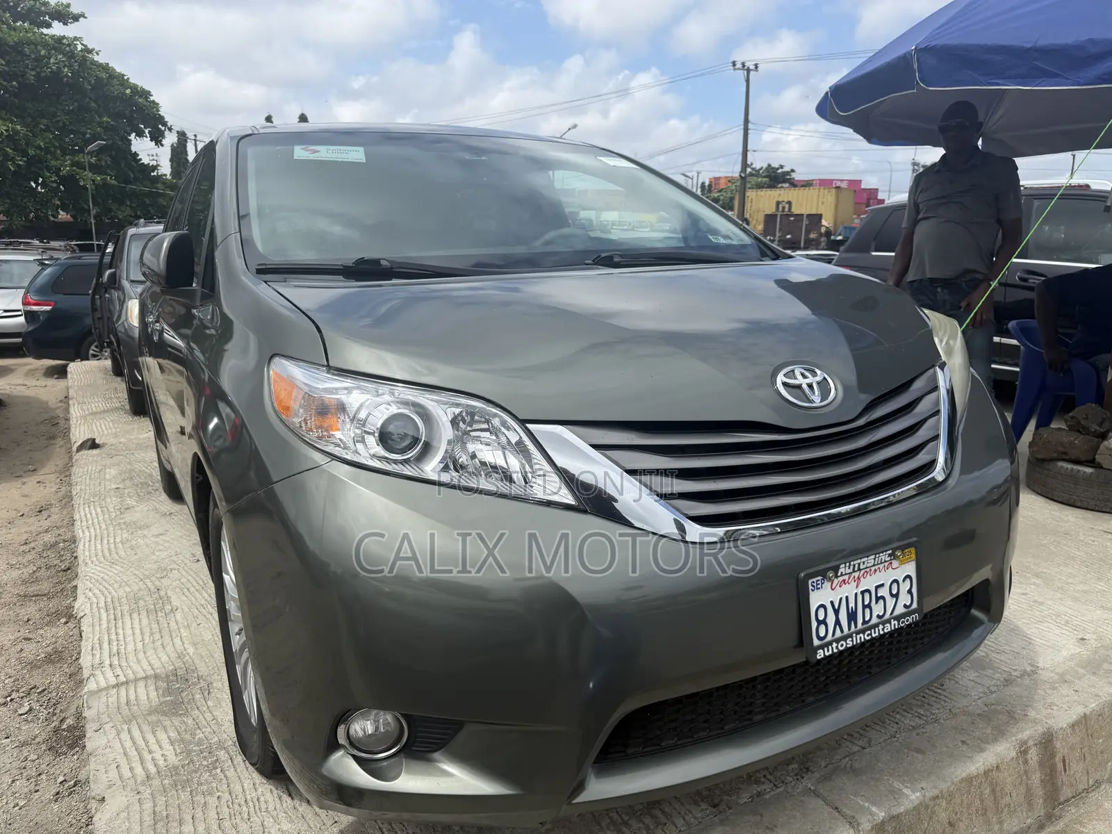 Toyota Sienna 2012 Green