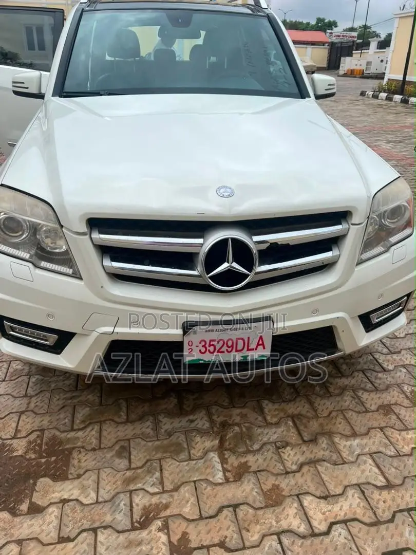 Mercedes-Benz GLK-Class 350 4MATIC 2012 White