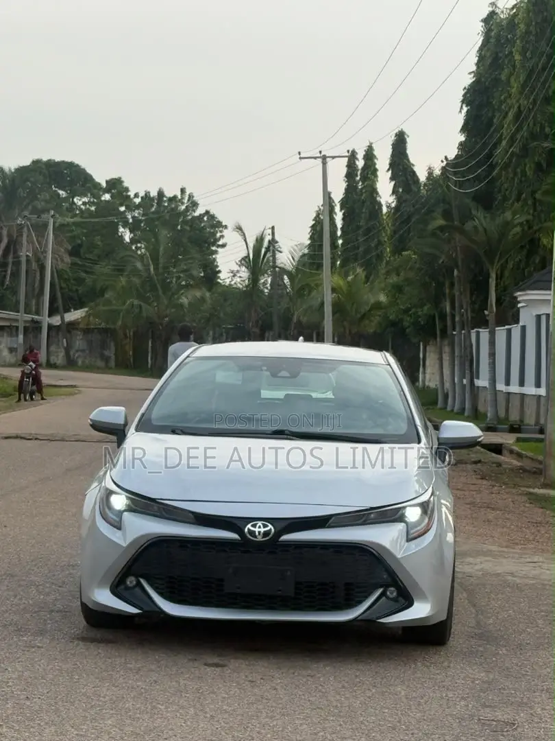 Toyota Corolla XSE (1.8L 4cyl 2A) 2019 Silver
