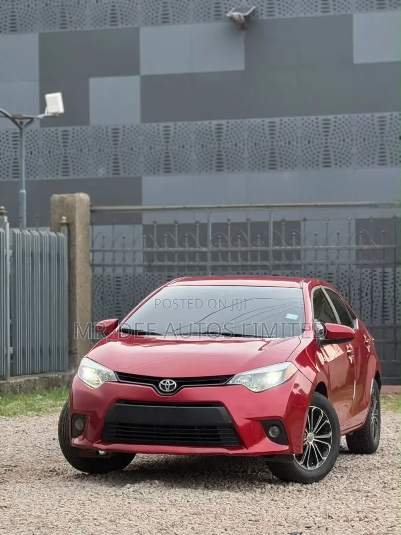 Toyota Corolla 2015 Red