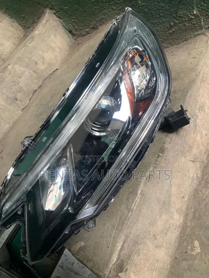 Honda CRV Headlight Replacement 2016