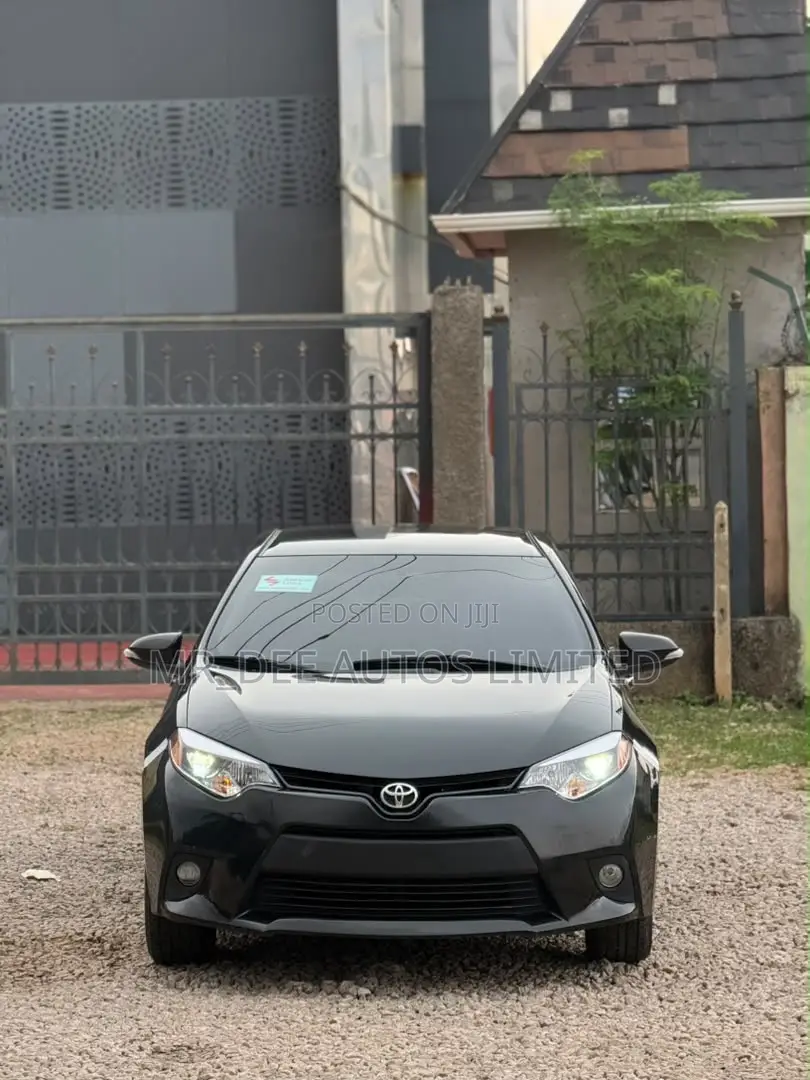 Toyota Corolla S 4dr Sedan (1.8L 4cyl CVT) 2015 Black