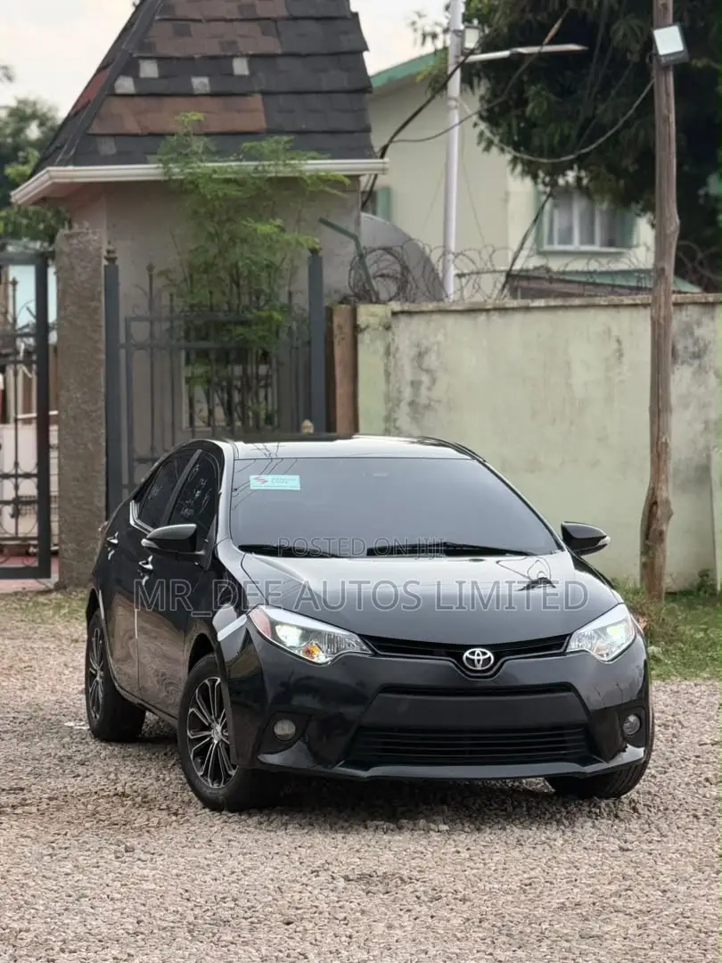 Toyota Corolla S 4dr Sedan (1.8L 4cyl CVT) 2015 Black
