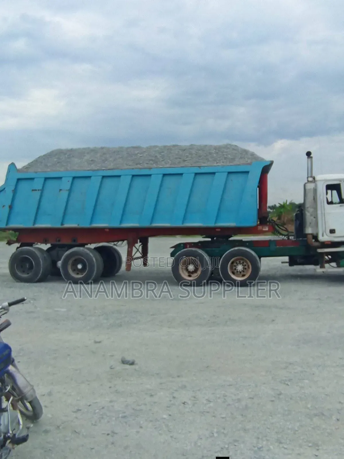 High Grade Iron Granite and Chippings