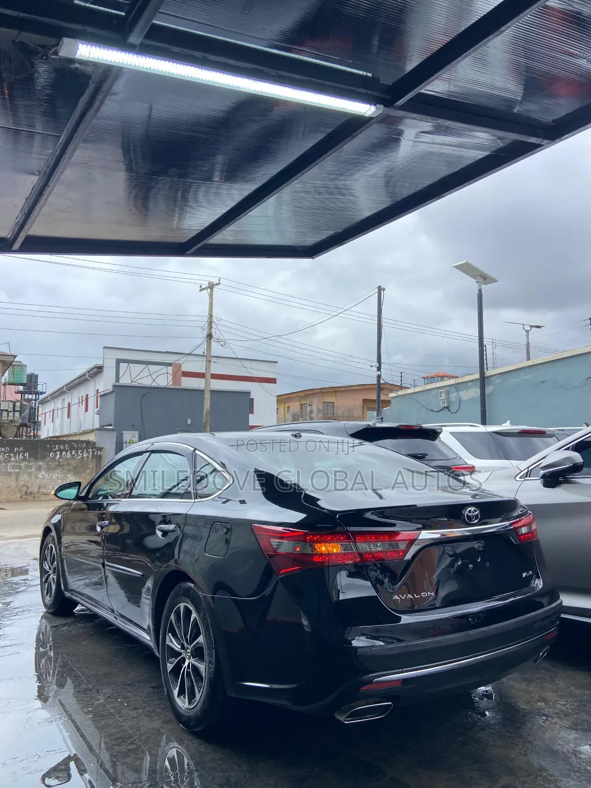 Toyota Avalon 2017 Black