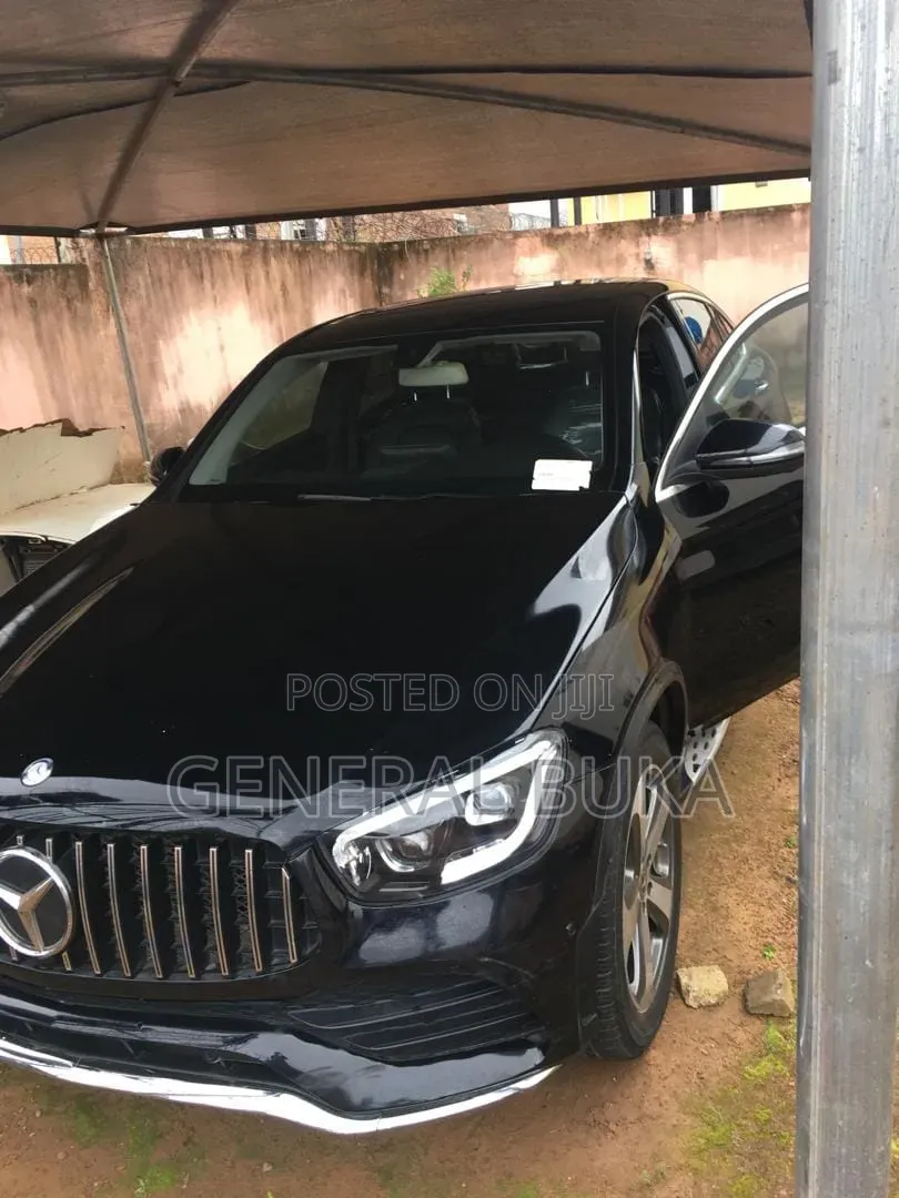 Mercedes-Benz GLC-Class 2017 Black