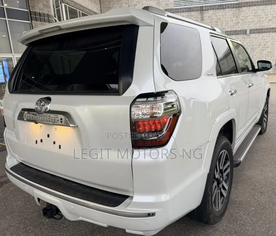 Toyota 4-Runner 2024 White