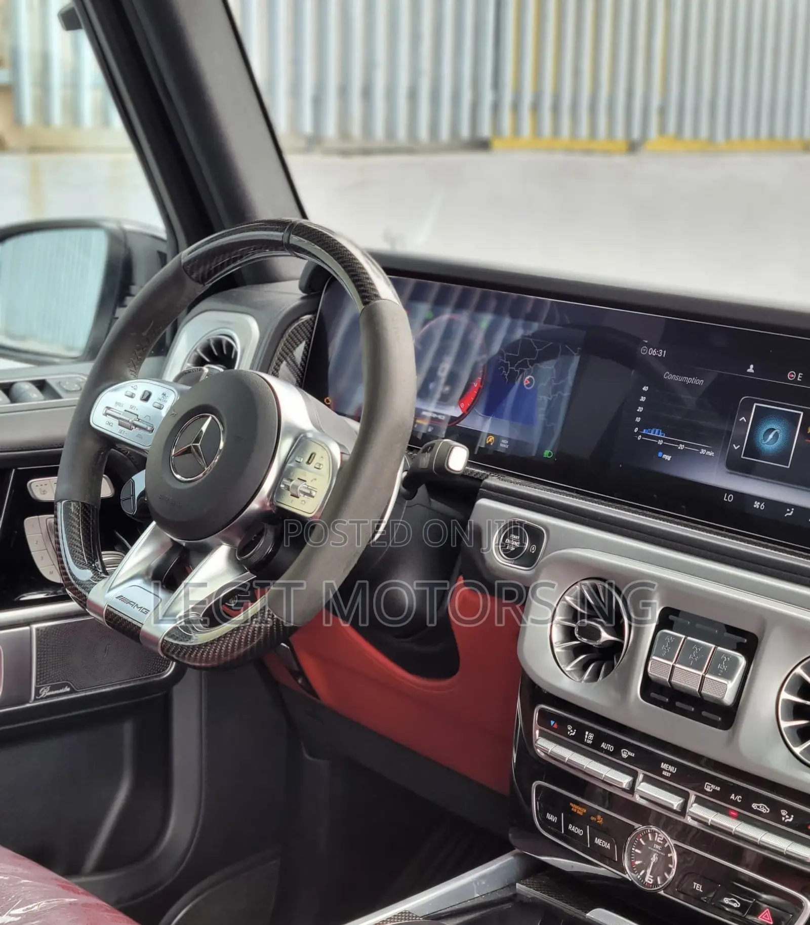 Mercedes-Benz Intouro 2020 White