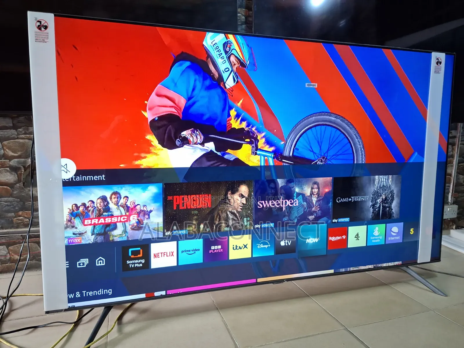 75 inches Samsung Q60T QLED Display Smart TV