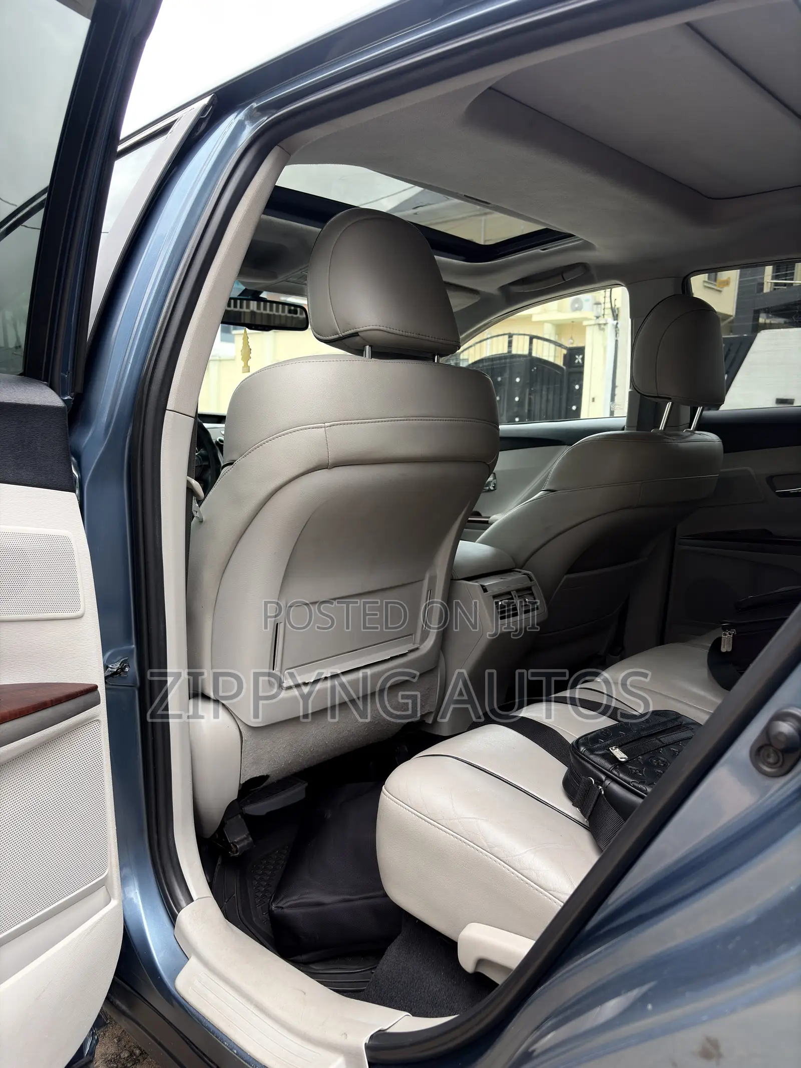 Toyota Venza Limited 2010 Blue