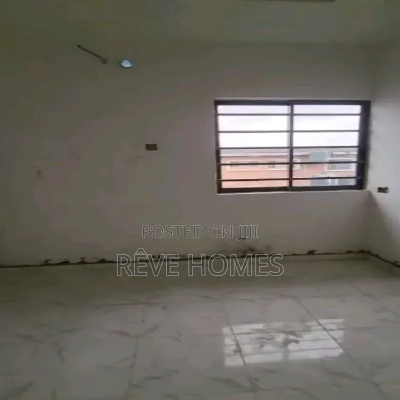 2bdrm Block of Flats in Alagomeji for rent