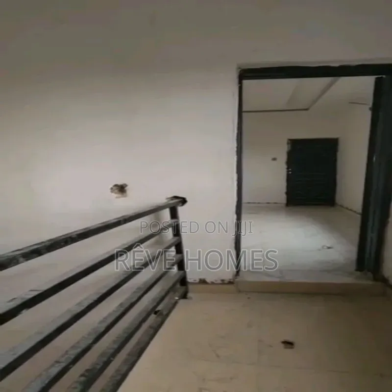 2bdrm Block of Flats in Alagomeji for rent
