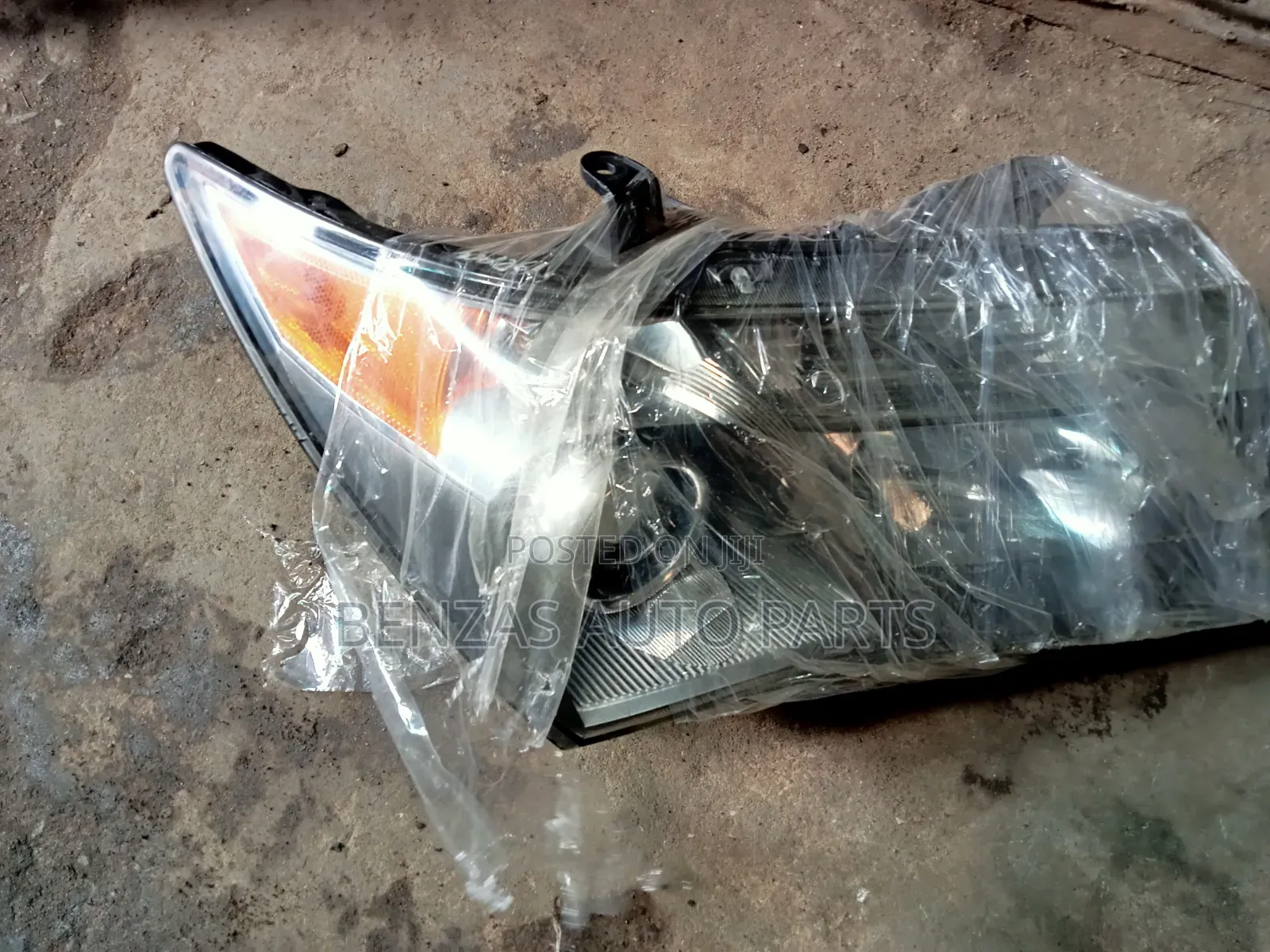 Acura MDX 2016 Backlight Replacement