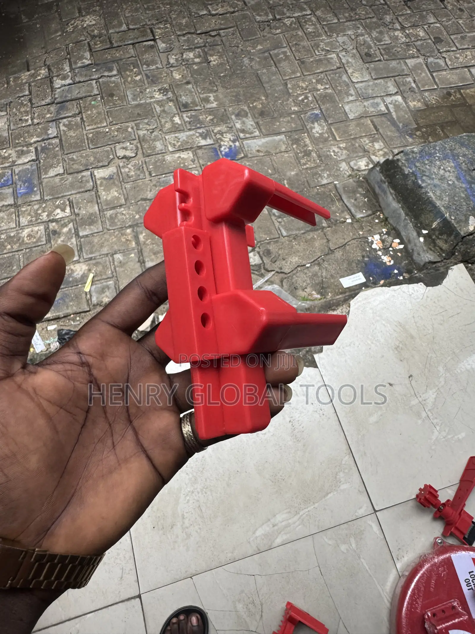 🔒 Adjustable Circuit Breaker Lockout – LOTO Safety Device