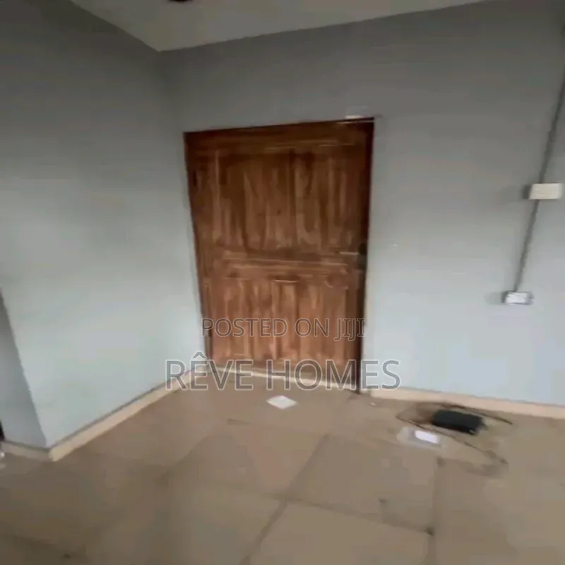 2bdrm Block of Flats in Bariga / Shomolu for rent