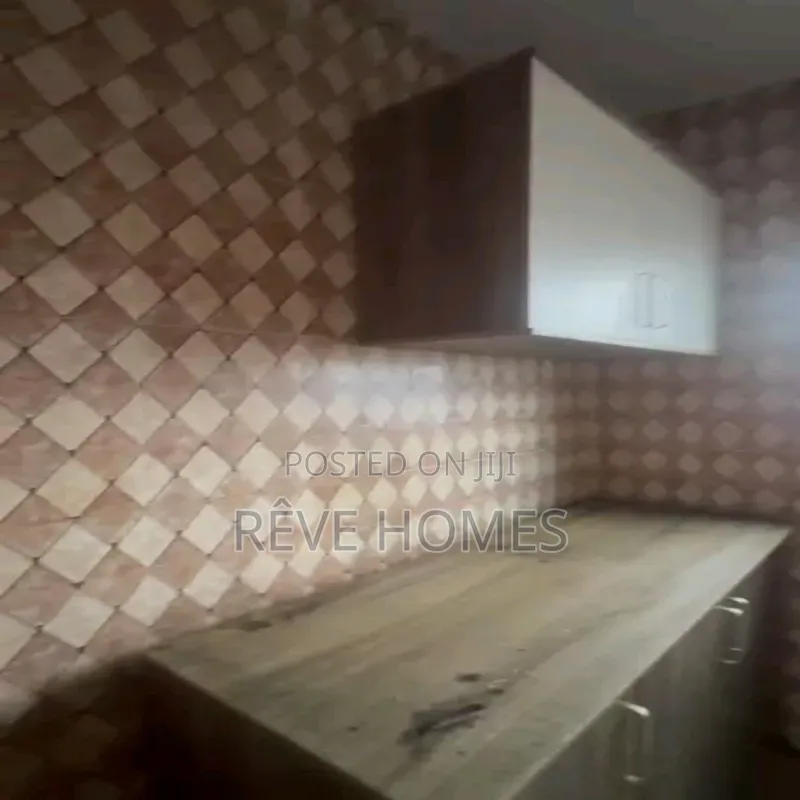 2bdrm Block of Flats in Bariga / Shomolu for rent