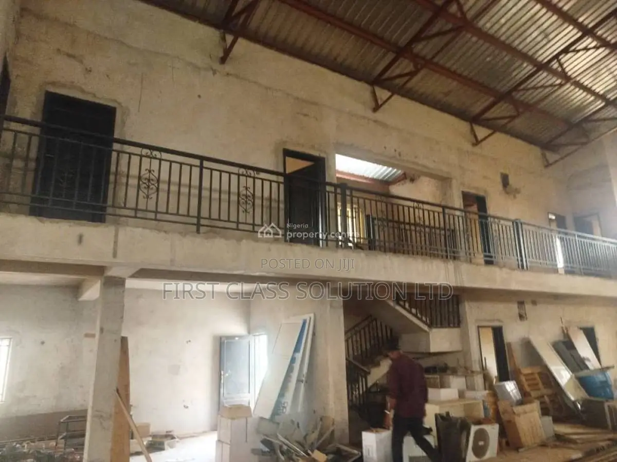 5bdrm House in Enugu State for sale