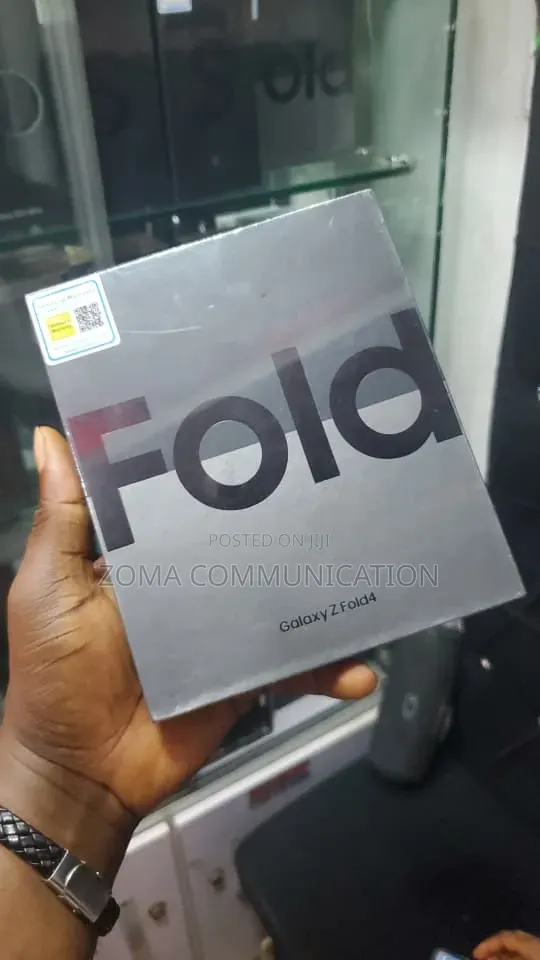 New Samsung Galaxy Z Fold4 256 GB Black