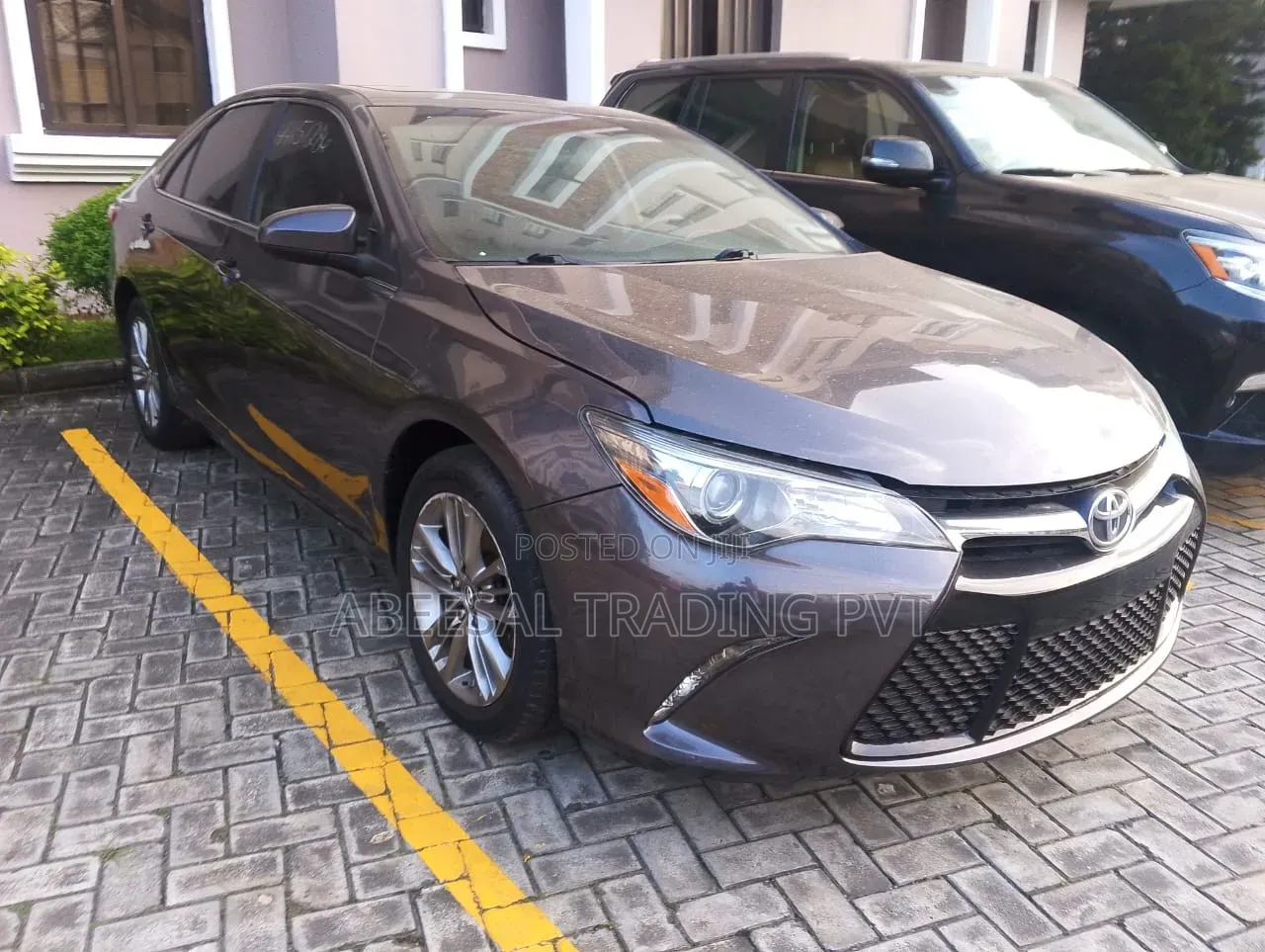 Toyota Camry SE 4dr Sedan (2.5L 4cyl 6A) 2017 Gray