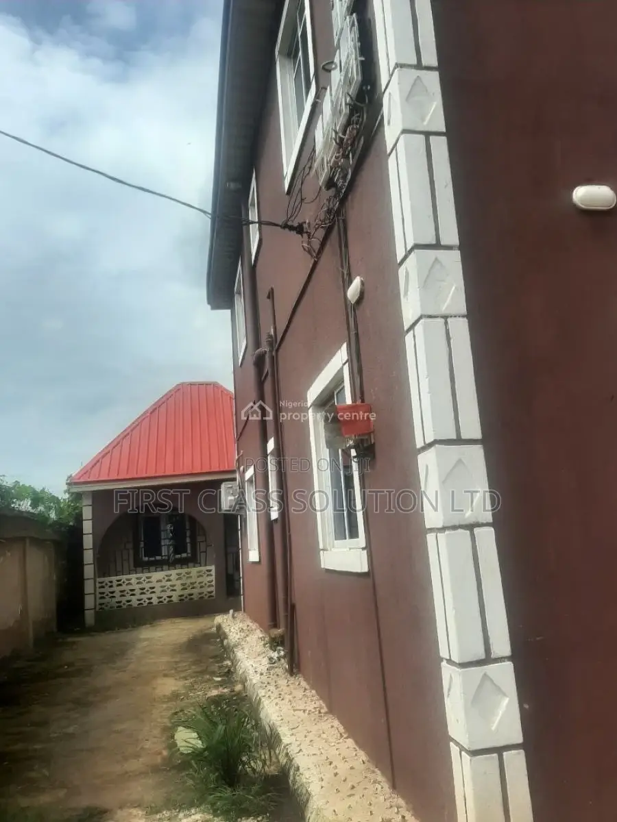 3bdrm Apartment in Enugu State for sale