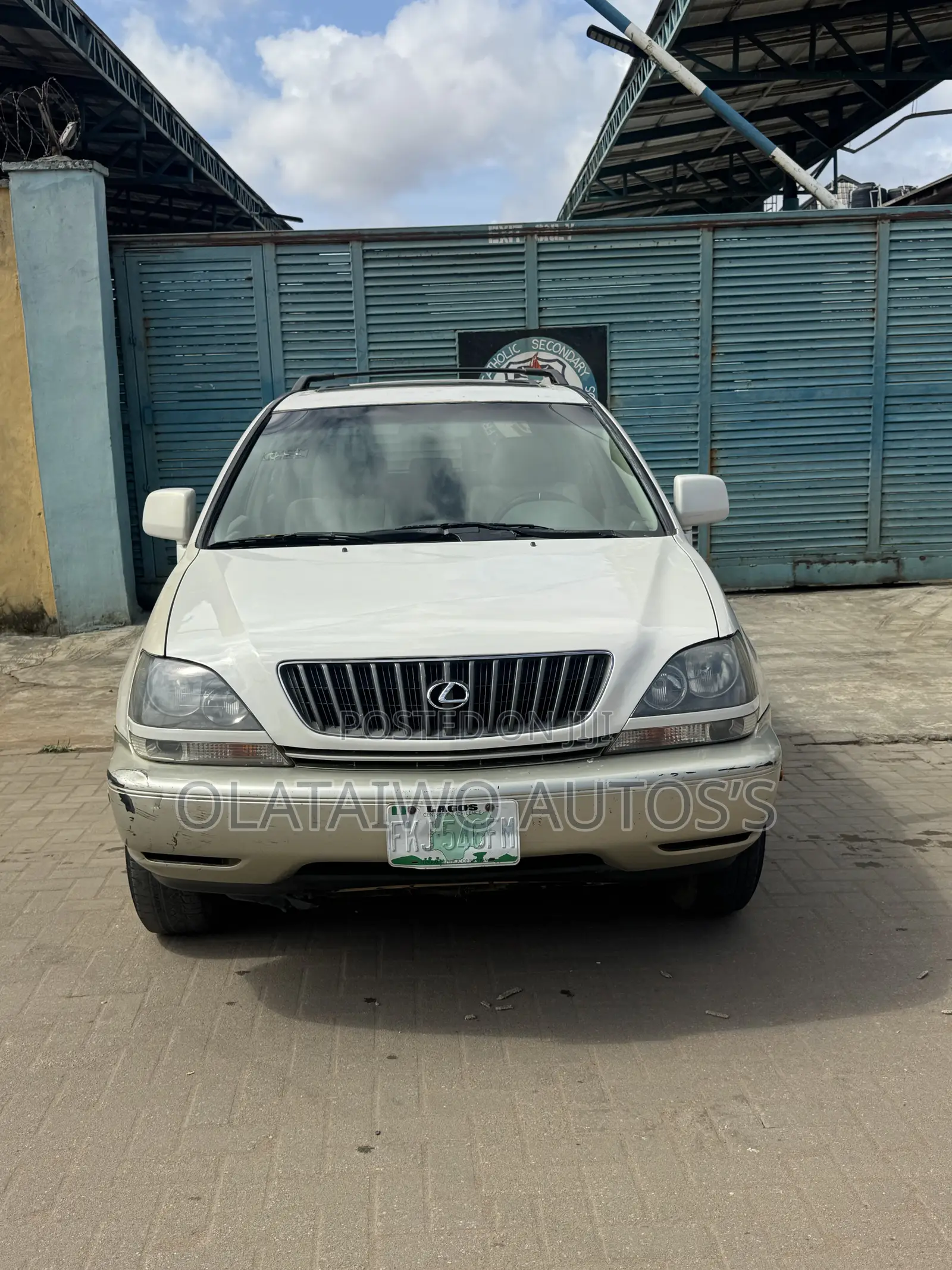 Lexus RX 300 4WD 2001 White