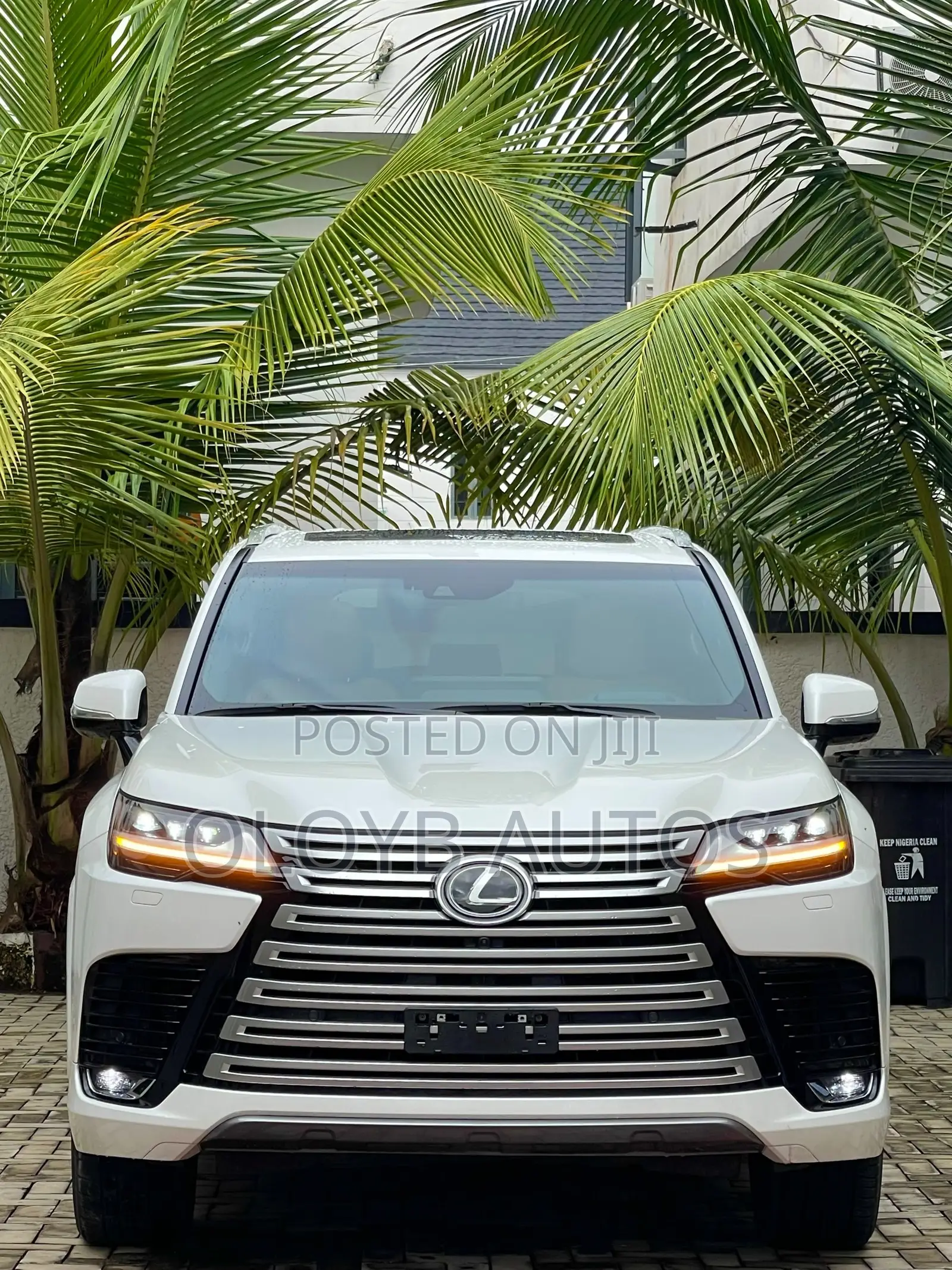 Lexus LX 600 2022 White
