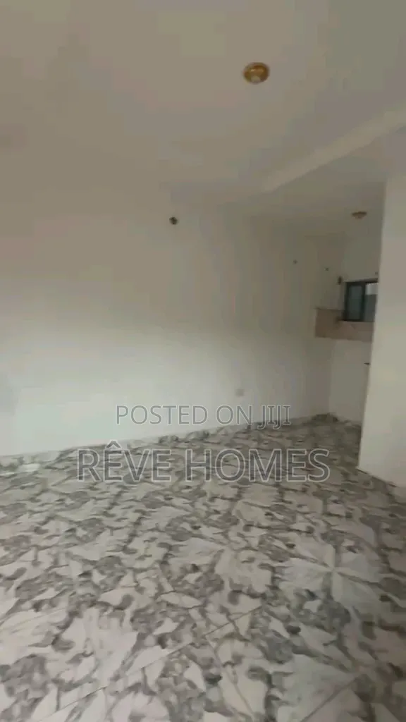 Studio Apartment in Shomolu / Shomolu for rent