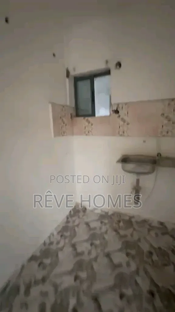 Studio Apartment in Shomolu / Shomolu for rent