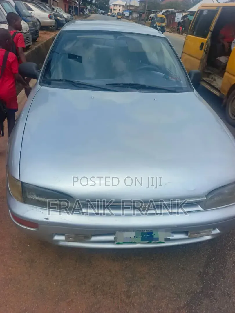 Toyota Corolla 1998 Silver