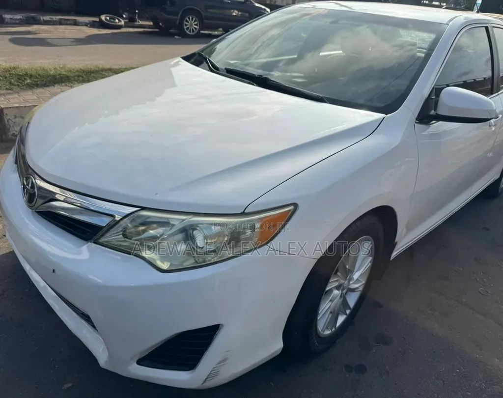 Toyota Camry 2013 White