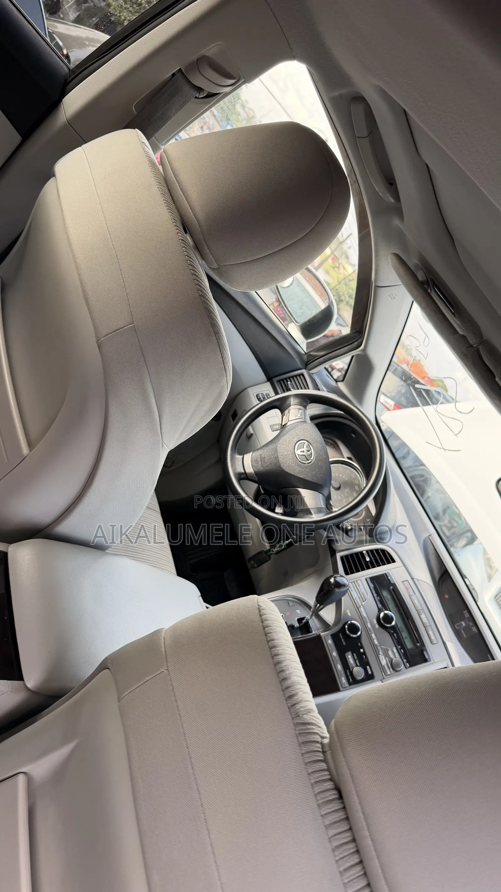 Toyota Venza V6 AWD 2010 White