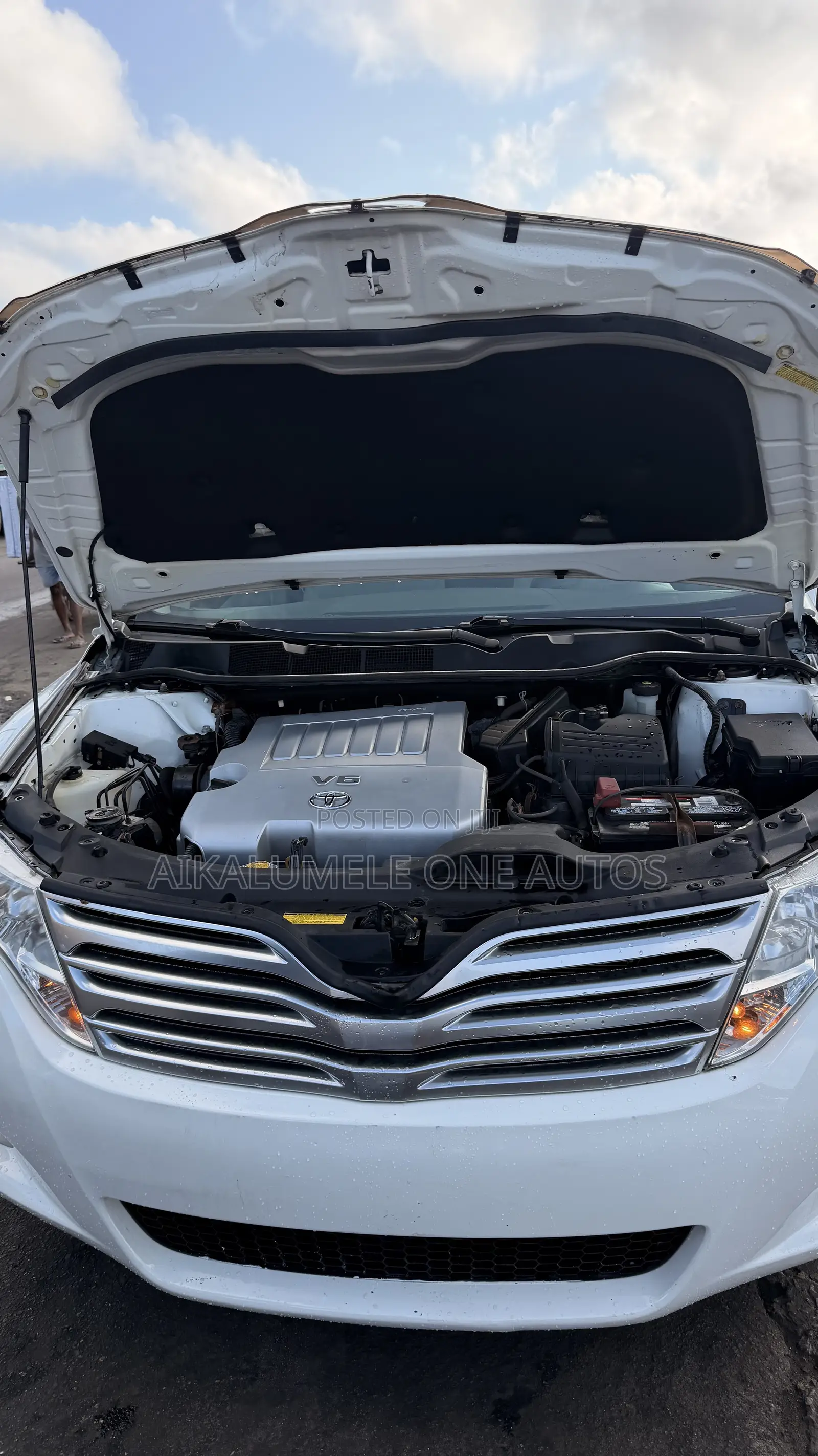 Toyota Venza V6 AWD 2010 White