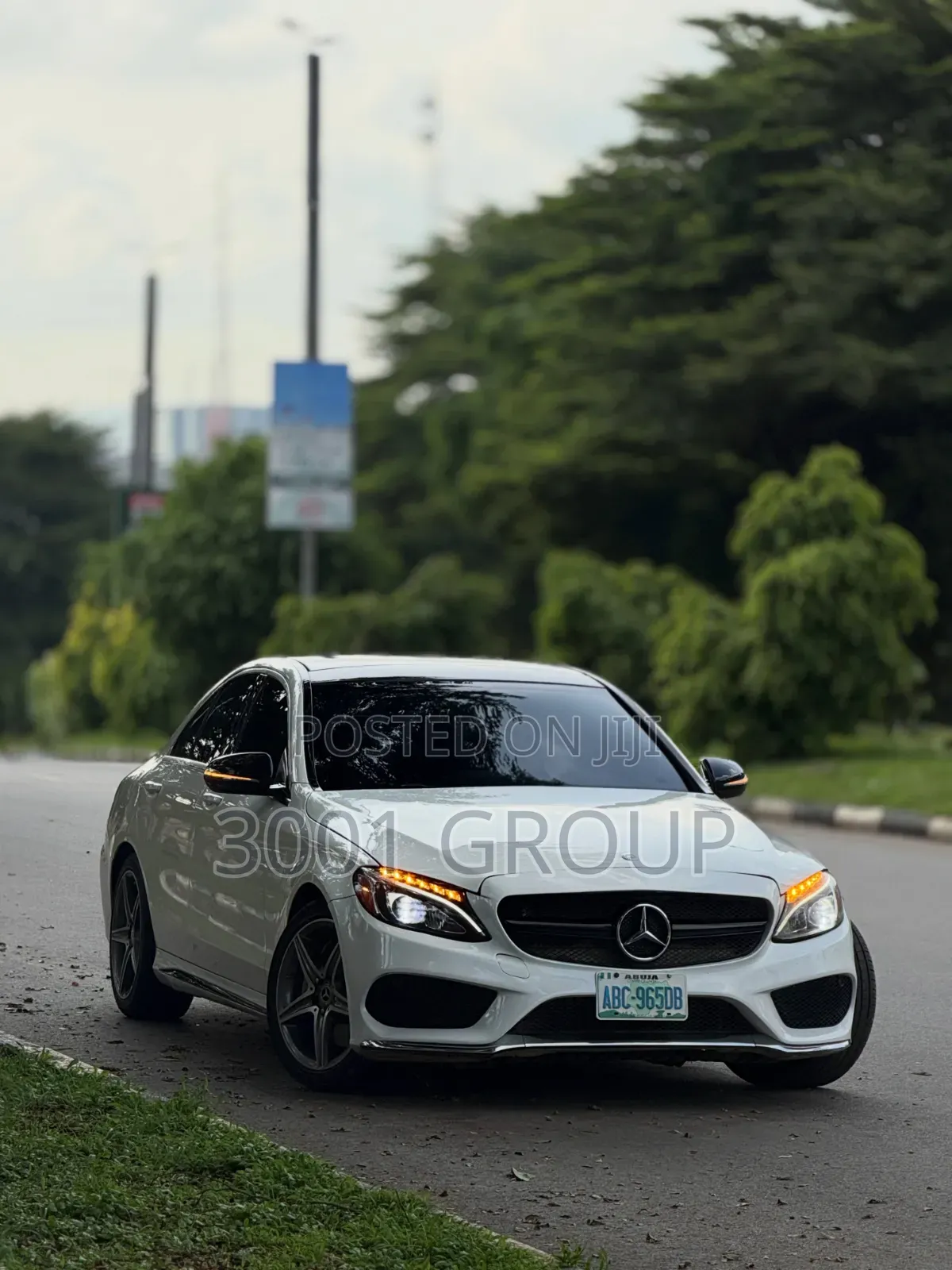 Mercedes-Benz C400 4Matic AWD Sedan (3.0L V6 7A) 2015 White