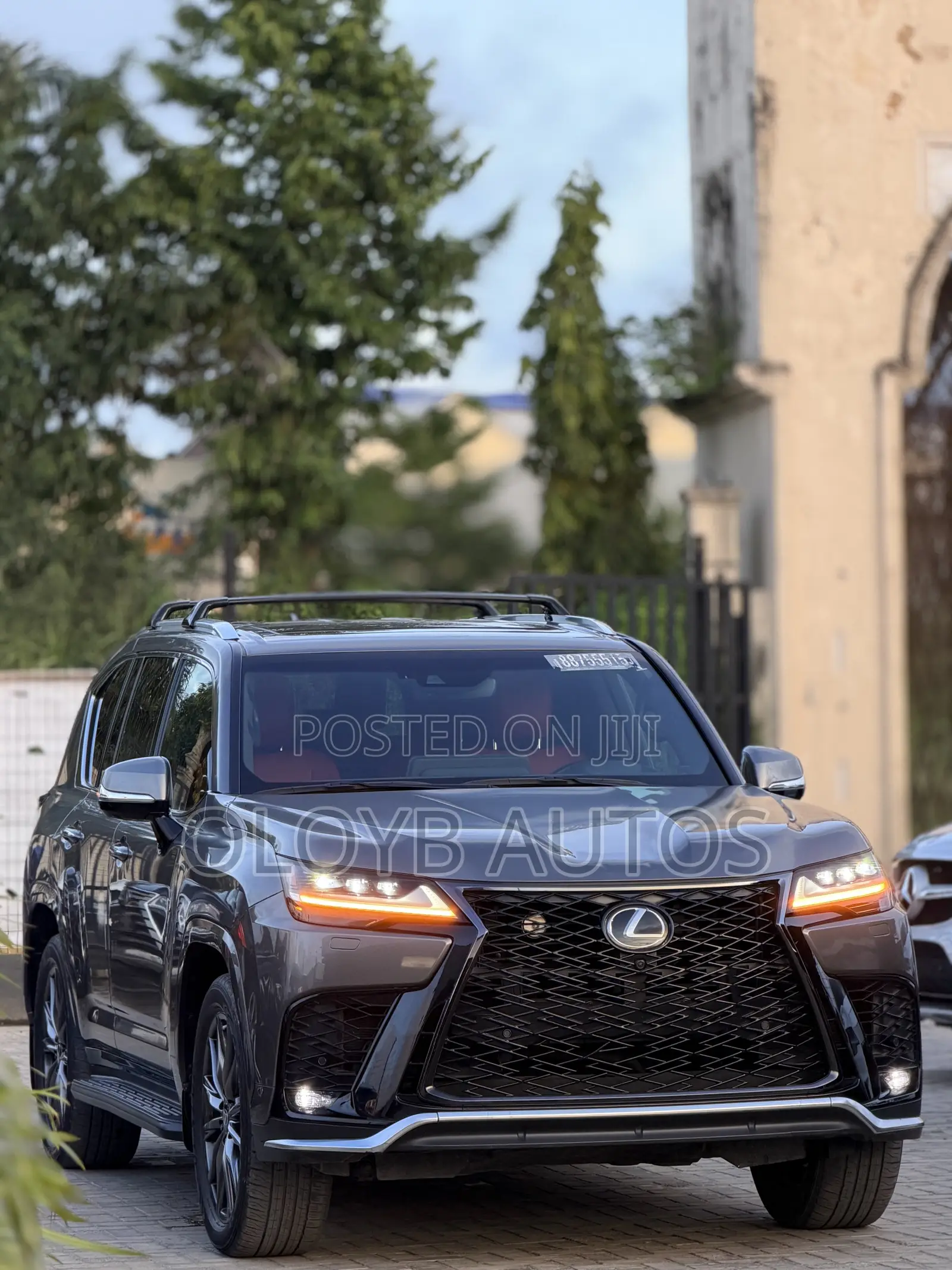 Lexus LX 600 2023 Gold