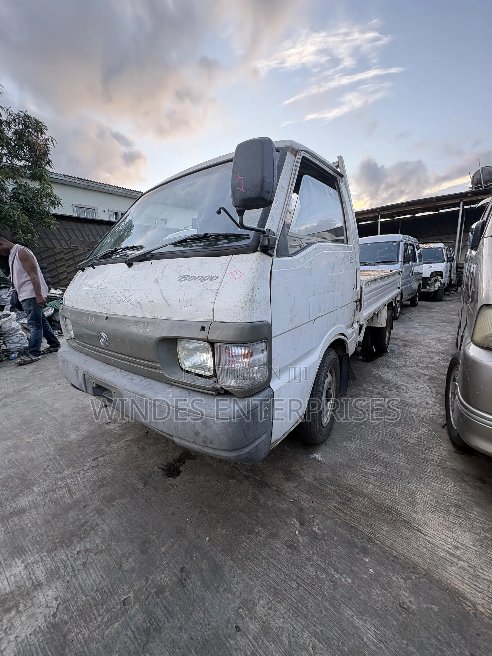 Mazda Bongo 2005 White