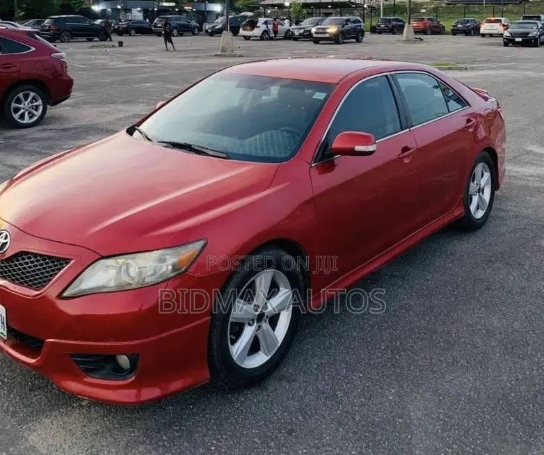 Toyota Camry SE 4dr Sedan (2.5L 4cyl 6AM) 2010 Burgundy