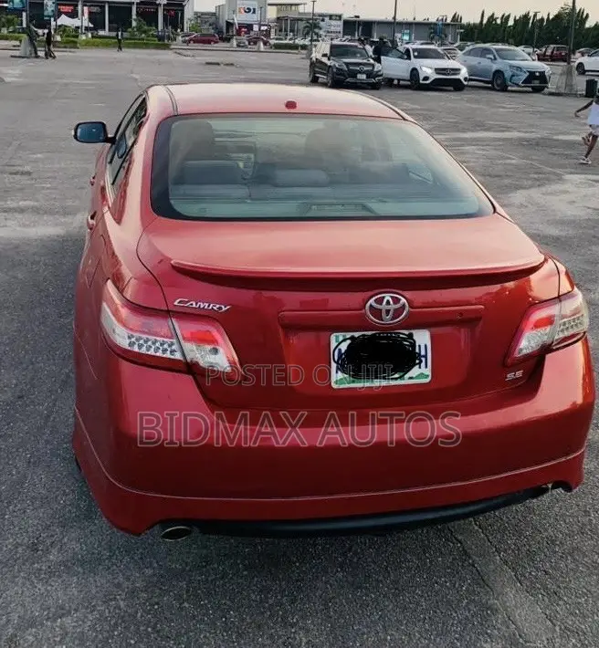 Toyota Camry SE 4dr Sedan (2.5L 4cyl 6AM) 2010 Burgundy