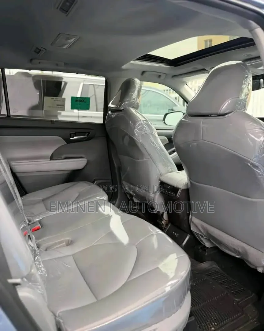 Mercedes-Benz C300 Luxury 4Matic Sedan AWD (3.5L 6cyl 7A) 2013 White
