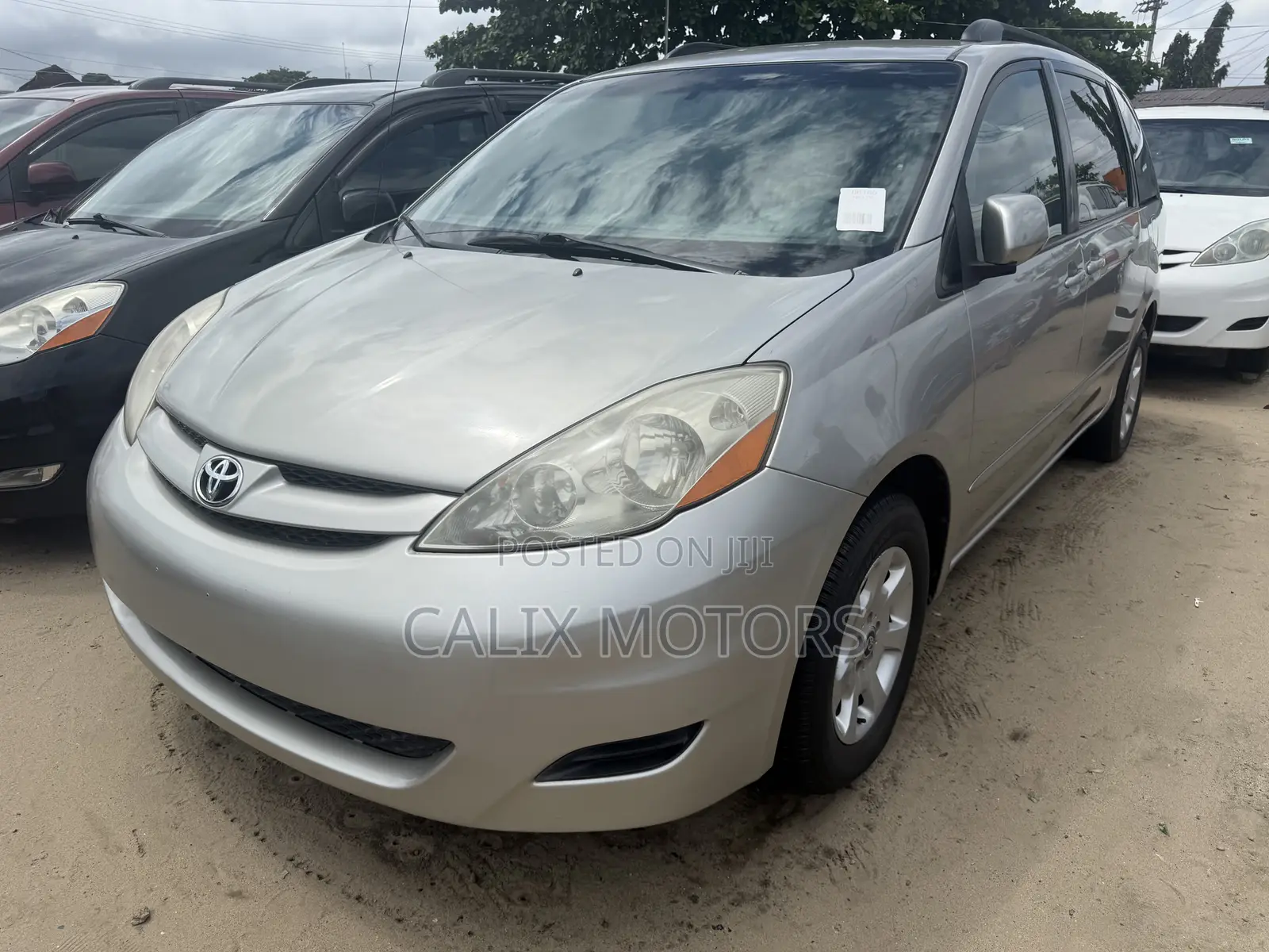 Toyota Sienna 2006 Gold