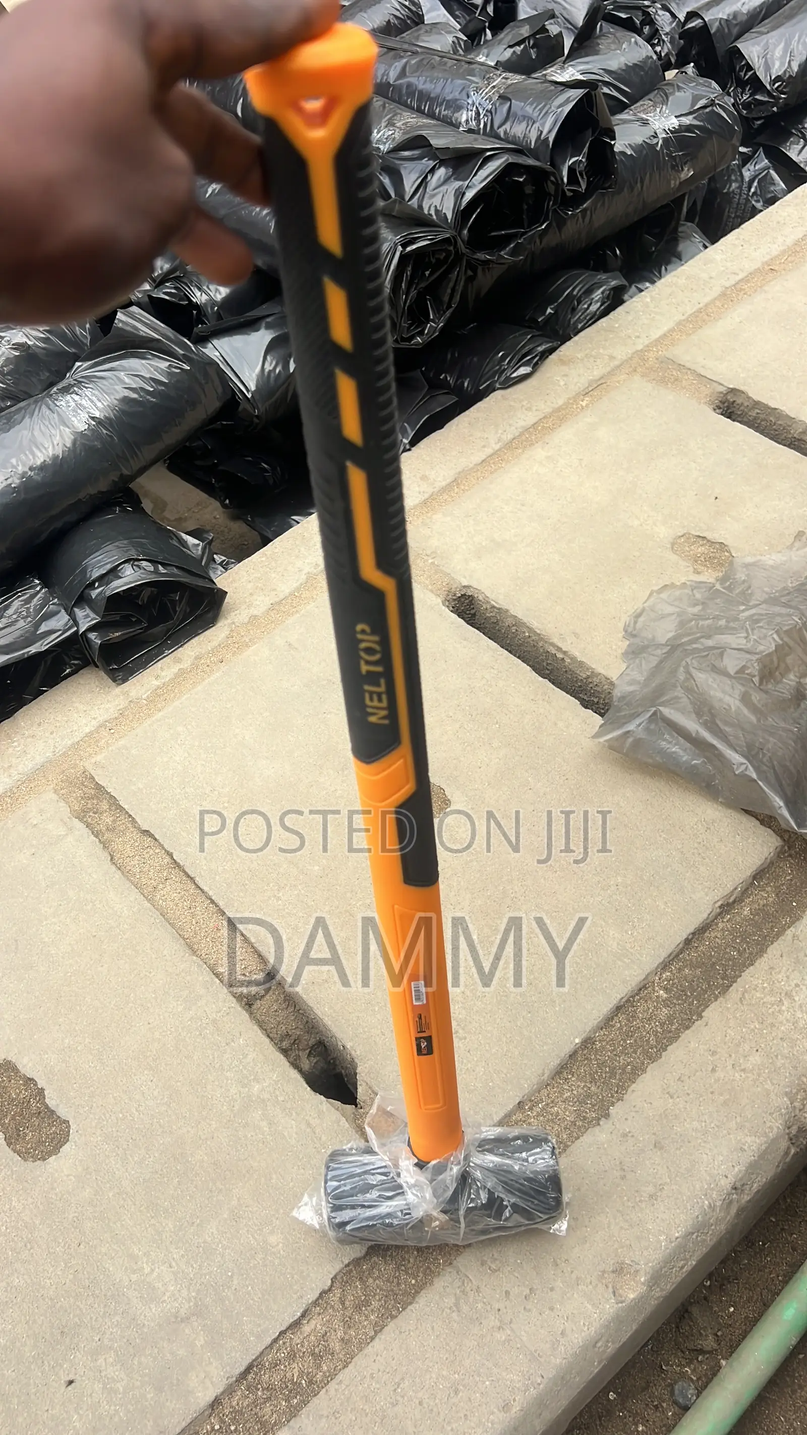 Heavy-Duty Fiberglass-Handled Hammer