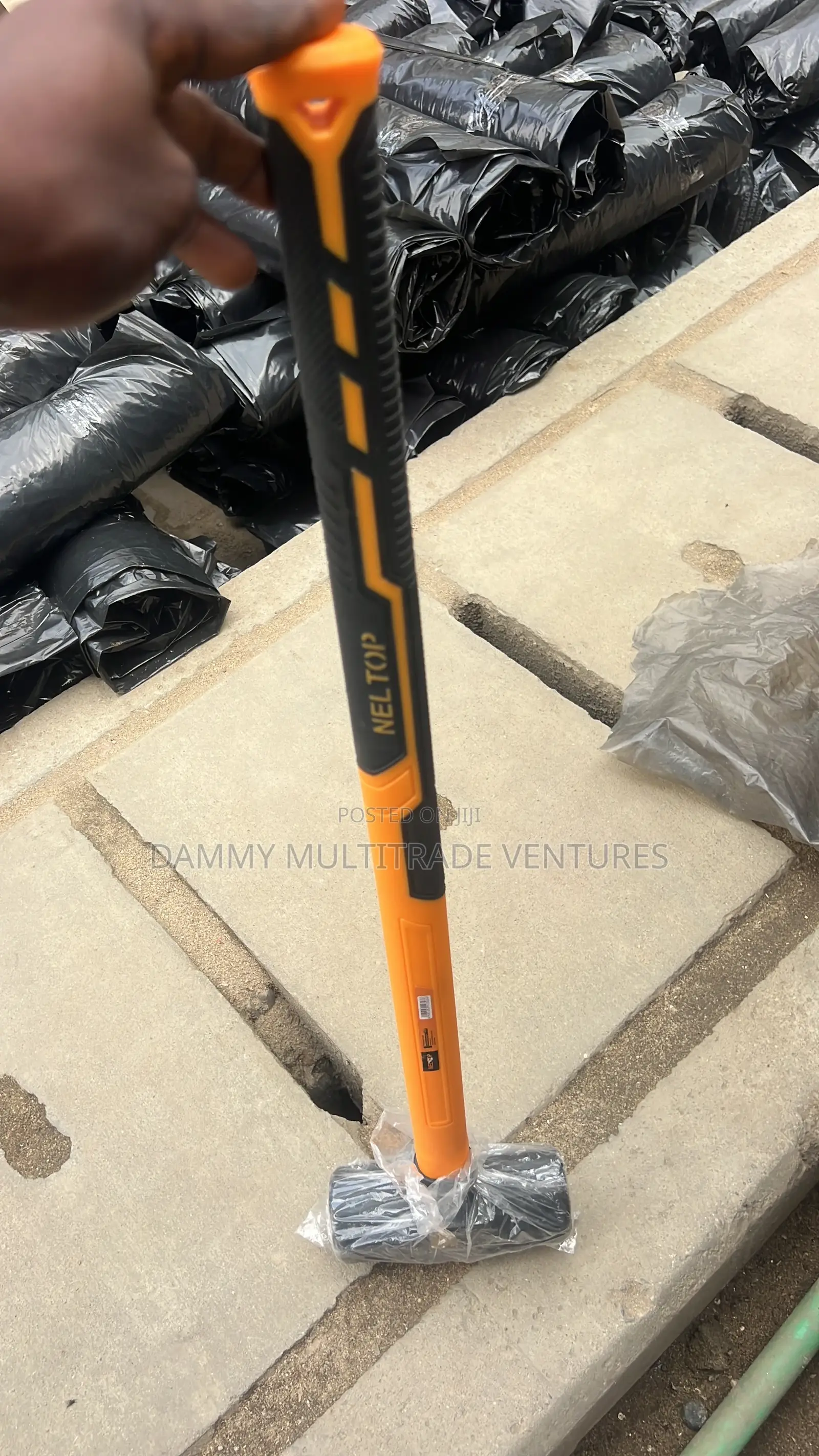 Heavy-Duty Fiberglass-Handled Hammer