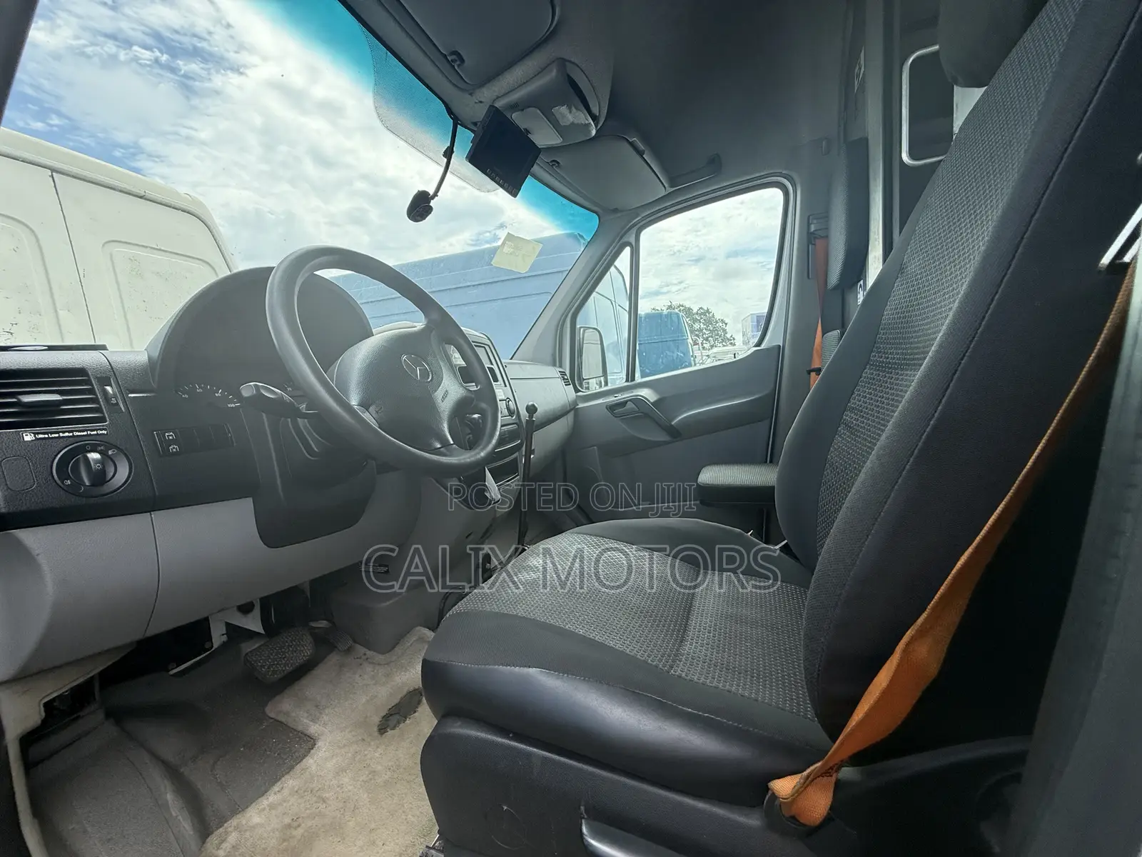 Mercedes-Benz Sprinter 2015 White