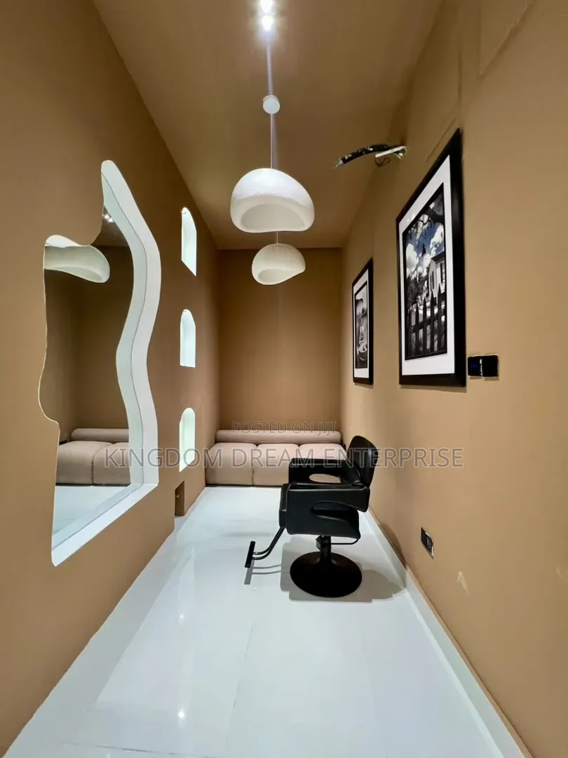 5bdrm House in Osapa London Lekki for sale