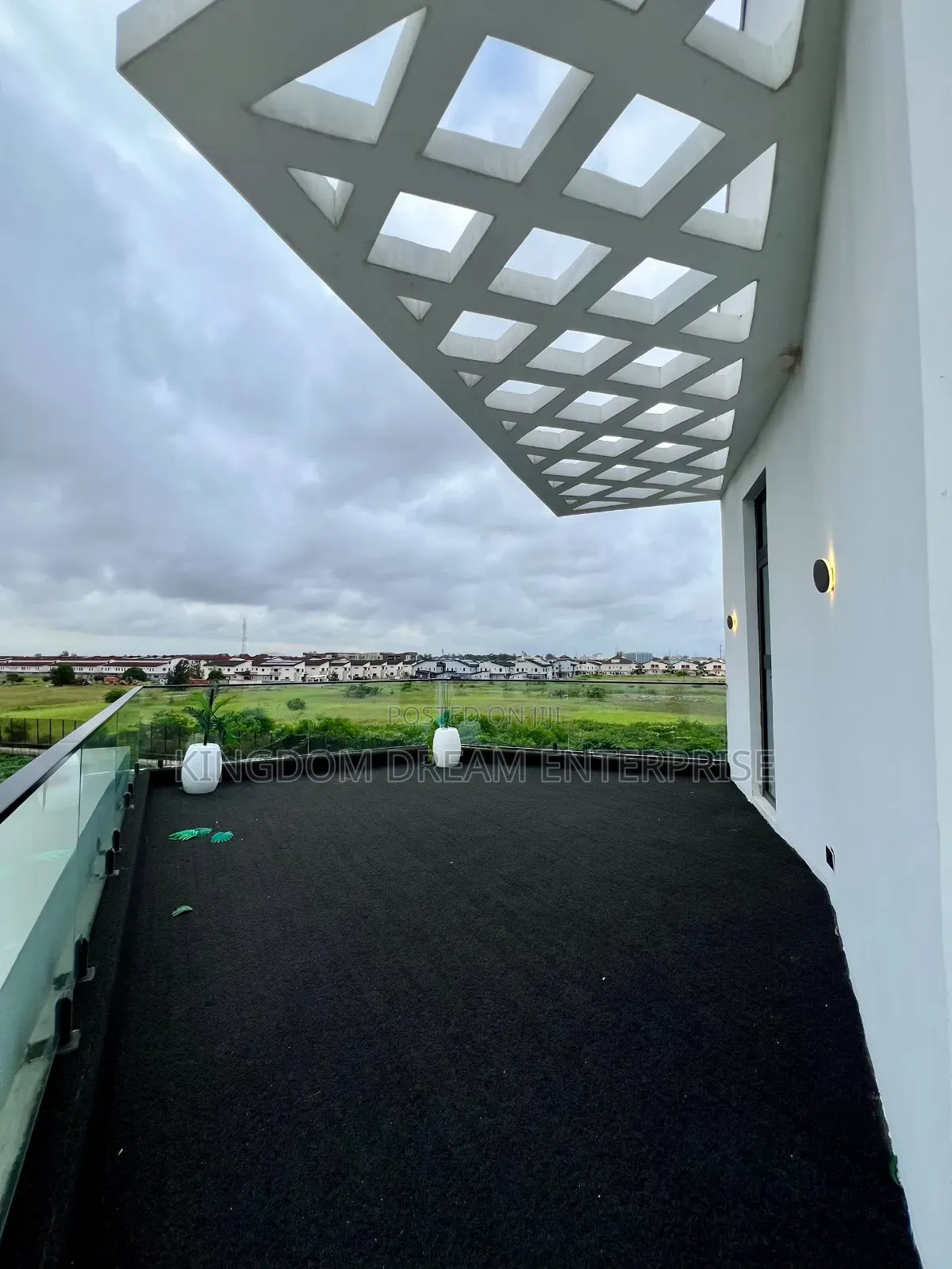 5bdrm House in Chevron Drive Lekki for sale