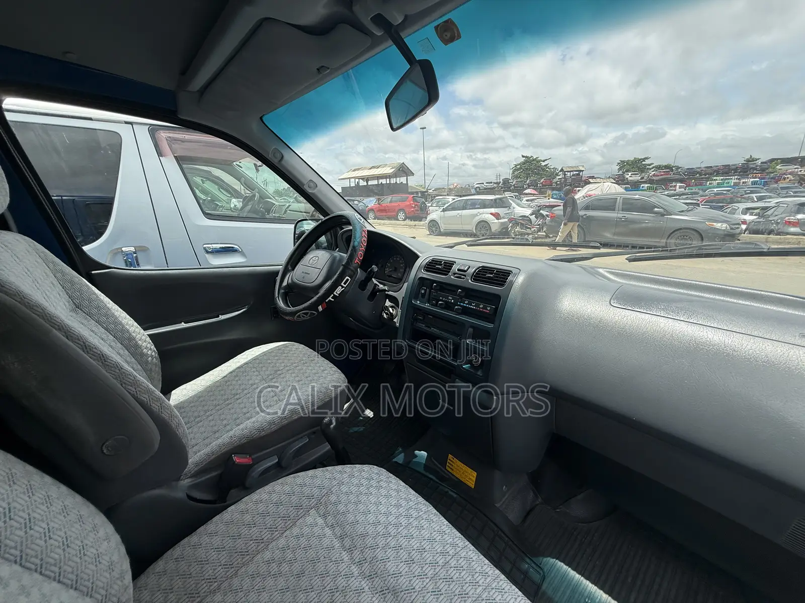Toyota HiAce 2008 Blue