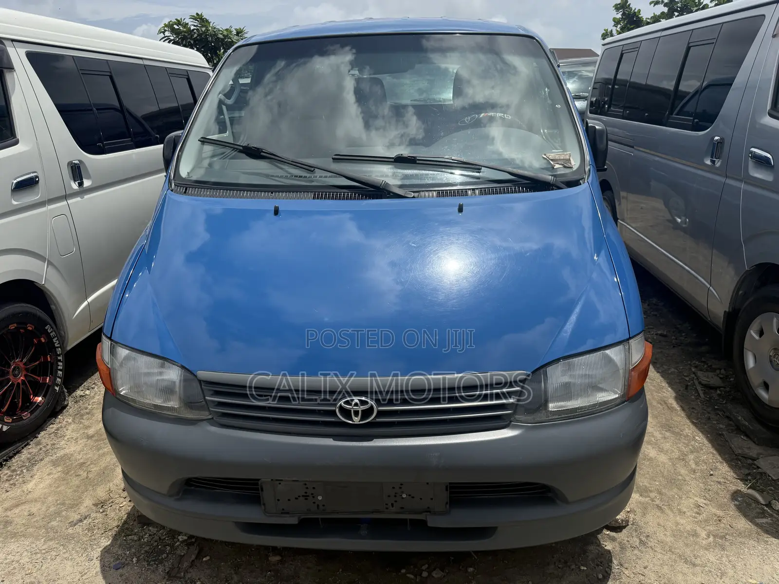 Toyota HiAce 2008 Blue