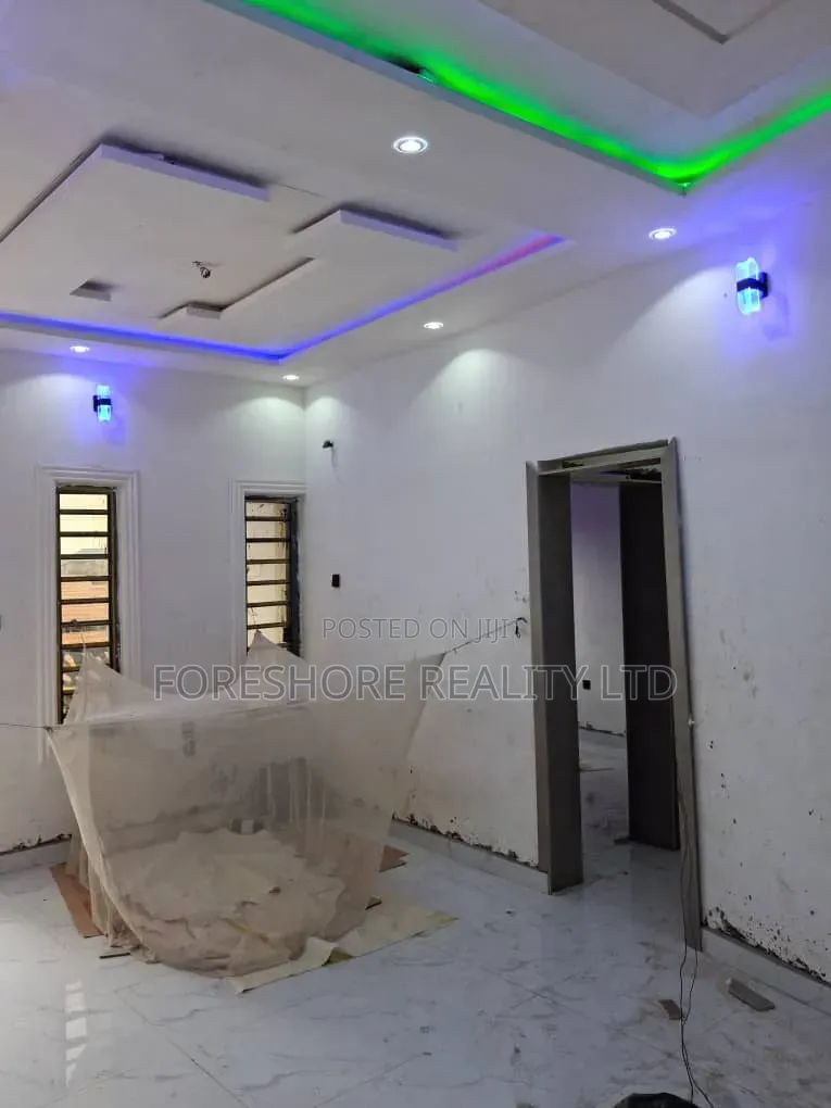 2bdrm Apartment in Chief Natufe, Bode Thomas for sale