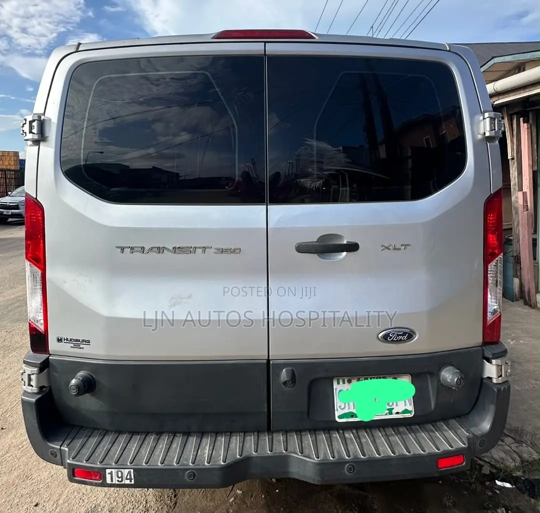 Ford Transit-350 2017 Silver