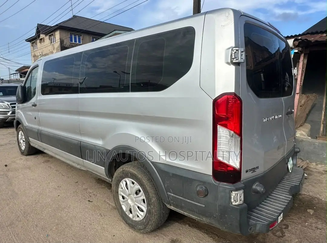 Ford Transit-350 2017 Silver