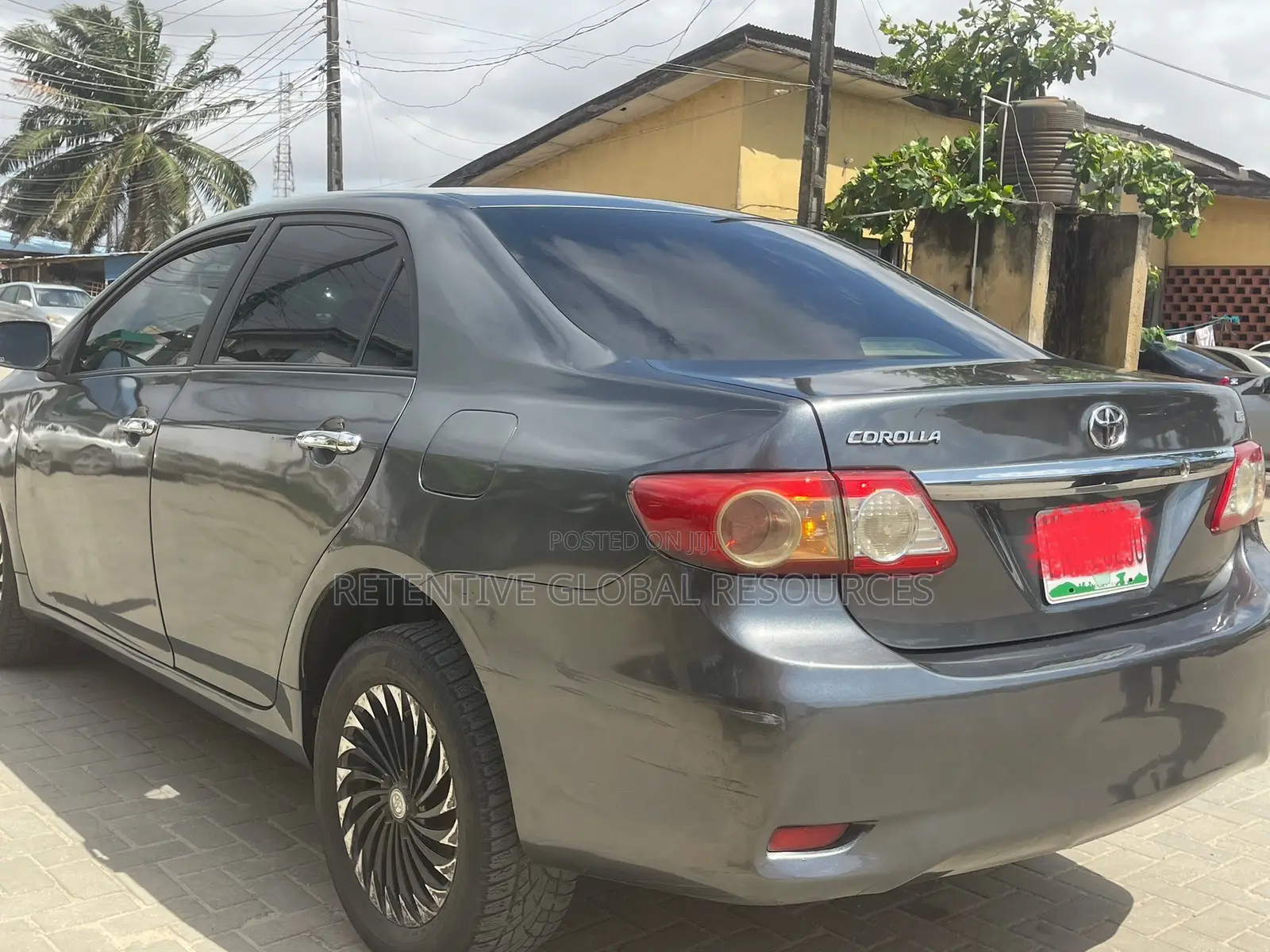Toyota Corolla LE 4dr Sedan (1.8L 4cyl 4A) 2011 Gray